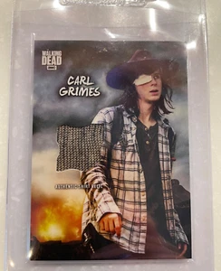 CARL GRIMES The Walking Dead Supply Drop Exclusive - Relic Card Version 2 (rare) - Picture 1 of 8