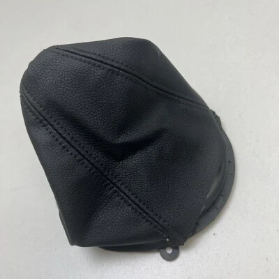 SOUFFLET LEVIER DE VITESSE   BMW SERIE 1 E81 E82 E87 E88  AUTOMATIQUE - Immagine 1 di 4