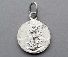 São Miguel Arcanjo, Michel. Pingente Religioso Antigo. Medalha Francesa França.