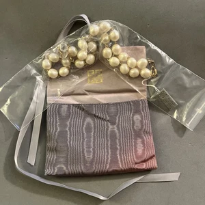 1990's GIVENCHY Bezel Crystal Faux Baroque Pearl 24" Necklace w/Pouch NWT - READ - Picture 1 of 10