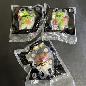 3 McDONALD'S Mario Kart Nintendo Happy Meal Toys - Yoshi x2 y Donkey Kong x1 - Imagen 1 de 4