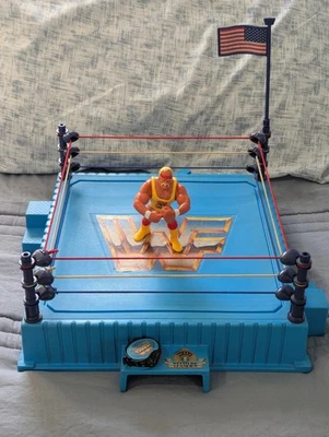 WWF Hasbro Ring - WWE LJN Vintage Titan Sports - Flag Belt Hulk Hogan - Image 1 of 4