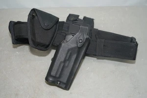 ^ Safariland 4305-2 Nylon Duty Belt Size Medium 32-38 W/ 6280-832 Holster #X5624 - Picture 1 of 6