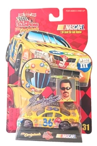 Ernie Irvan #36 M&Ms Racing Champions The Originals Issue #31 Diecast 1:64 Scale - Picture 1 of 9