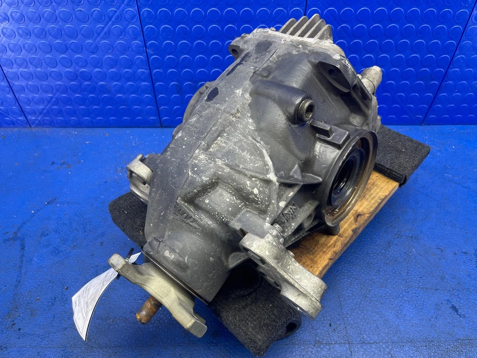 Mercedes-Benz S550 2014 2015 2016 OEM 4,6 L tracción trasera diferencial eje portador Foto 1 de 4