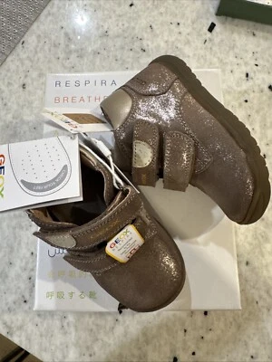 Geox Baby  Toddler Shiny Smoke Grey  Sneakers Boots US Toddler Size 6.5 - Image 1 of 4