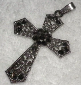 SMOKE BROWN RHINESTONE SILVER COLORED CROSS NECKLACE PENDANT - Picture 1 of 6