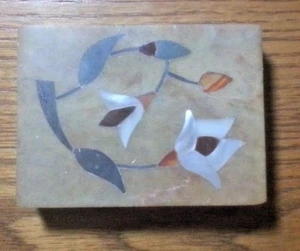 3 7/8" x 2 7/8" x 1 1/4" Marble Ring Jewelry Box Floral Design Made in India - Picture 1 of 5