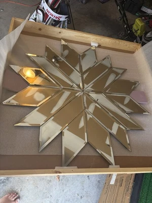 Geometric Antique Starburst Mirror 40x40 - Image 1 of 4