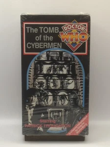 VHS-Doctor Who-The Tomb of The Cybermen-Patrick Troughton - FAST SHIPPING - Picture 1 of 3