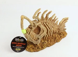 Thrills & Chills Ahhh-Quarium Fish Tank Decor Skeleton Fish Glow in Dark New - Picture 1 of 8