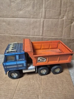 Vintage Ertl International Harvester dump truck pressed Steel tandem blue/orange - Image 1 of 4