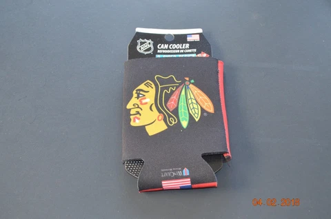 CHICAGO BLACK HAWKS  LOGO CAN COOLER Cover