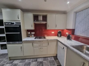 Second hand Howdens Kitchen - Picture 1 of 4