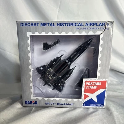 达龙邮票 SR-71 黑鸟压铸金属历史飞机模型 — 第 1/4 张图片