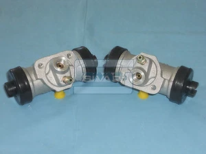 Paar Zylinder hinten für Nissan King Cab Terrano 441003T011 N144319 - Bild 1 von 1