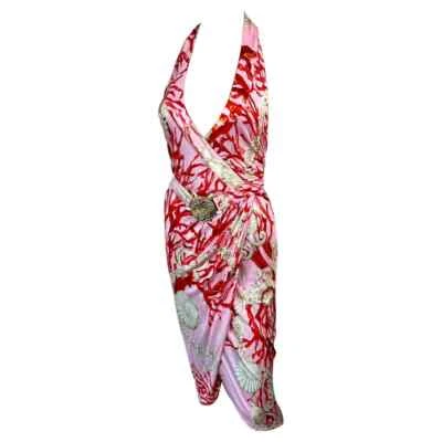 Vestido envolvente Versace S/S 2005 escote hundido sin espalda estampado de concha marina con cinturón Foto 1 de 4