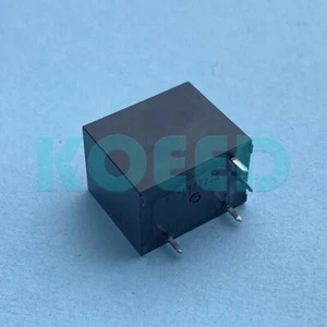 1PCS G5LE-1A4 12VDC Power Relay 4Pins - Picture 1 of 4