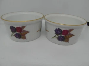 Royal Worcester Evesham Ramekin Dishes x 2 Vintage Fresh Fruit British - Picture 1 of 5