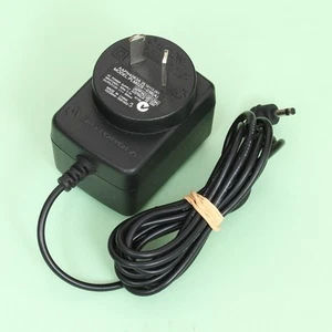 Cargador Adaptador AC/DC MOTOROLA Original PLM02S-036(A) Salida 3.6V DC 600mA - Imagen 1 de 6