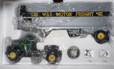 FIRST GEAR Lee Way Motor Freight 1960 MACK B-61 Semi Truck 1:34 #18-1358 #491 - Image 1 of 2