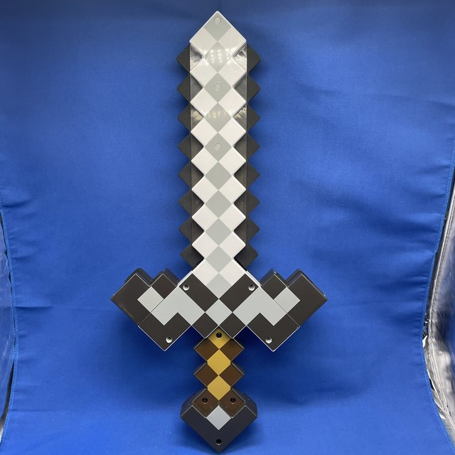 Espada de Espuma Minecraft ThinkGeek : : Brinquedos e