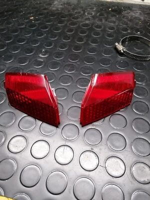 COPPIA DI GEMME ROSSE PER FRECCE POSTERIORI MBK BOOSTER SPIRIT  - Immagine 1 di 3