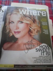 CHRISTINA APPLEGATE FIRMADO~NUEVA YORK WHERE REVISTA~MAYO 2005~REVISTA COMPLETA - Imagen 1 de 2