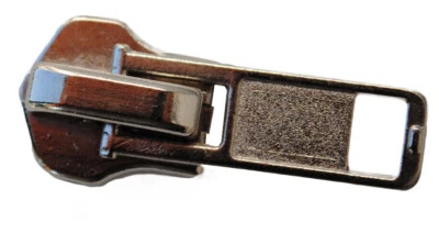 Diapositiva per Cerniera Con 10 MM Catena Metallo Brunito, Oro E Argento - Immagine 1 di 3