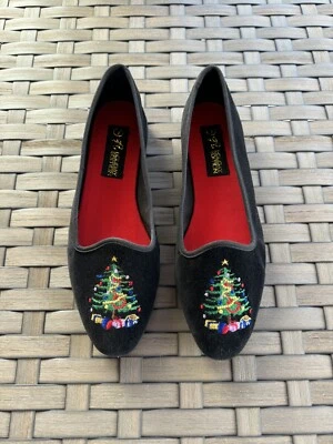 Vintage Women’s Holiday Edition Velvet Christmas Tree Embroidered Shoes Size 7 - Image 1 of 4