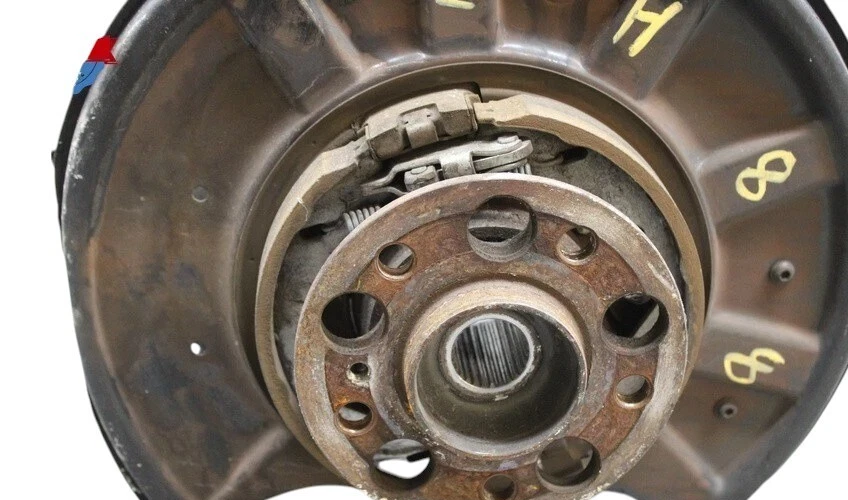 10-18 梅赛德斯-奔驰 E250 CLS400 CLS550 左后主轴指关节轮毂 Oem — 第 1/4 张图片