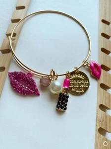 Rhinestone Lip, Lipstick Simulation Pearl Charm Stretch Bracelet and Bangle - Picture 1 of 4