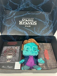 Netflix Stranger Things Loot Crate Read Description - Picture 1 of 5
