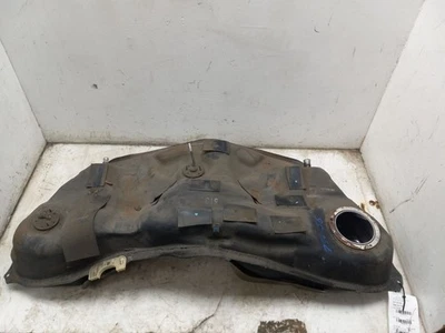 06-13 LEXUS IS350 3.5L RWD AT GAS FUEL TANK  Foto 1 de 4