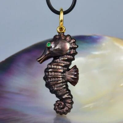 Colgante Caballito de Mar Tallado Negro Nácar Oro Vermeil Plata de Ley 9.03g Foto 1 de 4