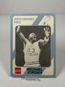 Collezione Collegiale 1989-90/Coca-Cola North Carolina's Finest - Michael Jordan - Foto 1 di 2