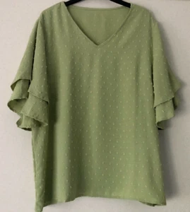 Size 1XL Apple Green 3/4 Sleeve V Neck Tunic Top NWOT Fit Size 16 - Picture 1 of 7