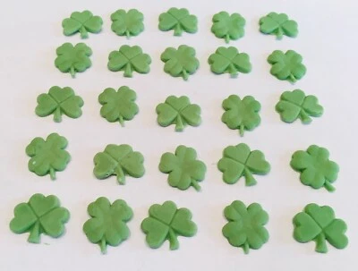 25 tréboles de la suerte comestibles tréboles del día de San Patricio decoraciones de pastel de hielo irlandés Foto 1 de 4