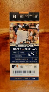 Torii Hunter Notches Career HIT #2,000 Ticket NM/MINT+ 2013 Minnesota Twins - Picture 1 of 9