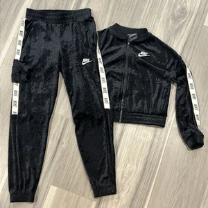 Y2K Nike Tracksuit Girls Youth Small 23x24 Velour Gold Stripe Sweater Sweatpants - Picture 1 of 24