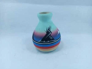 DINEH NAVAJO ART POTTERY ARTIST SIGNED PASTEL SUNSET  VASE - Picture 1 of 5