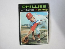 1971 Topps # 682 Terry Harmon Autograph / Signed Card Philadelphia Phillies (C4)