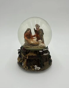 Christmas Holiday Nativity Snow Globe - Picture 1 of 3