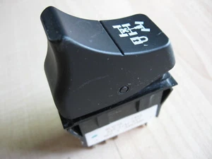 Interruptor de bloqueo diferencial intereje Kenworth P27-1131-057 05679HM #M160NW - Imagen 1 de 5