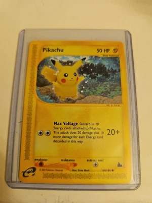 Pikachu 84/144 Skyridge Regular - Image 1 of 2