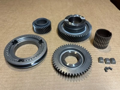 2006 05-10 Ford Mustang Tremec 3650  5 speed Fifth 5TH Gear Set 61 + 39 Tooth - Imagem 1 de 4