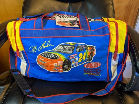 Vintage 1996 Jeff Gordon DuPont 24 NASCAR Duffle Bag Rare MultiColor 18"x10" Cover