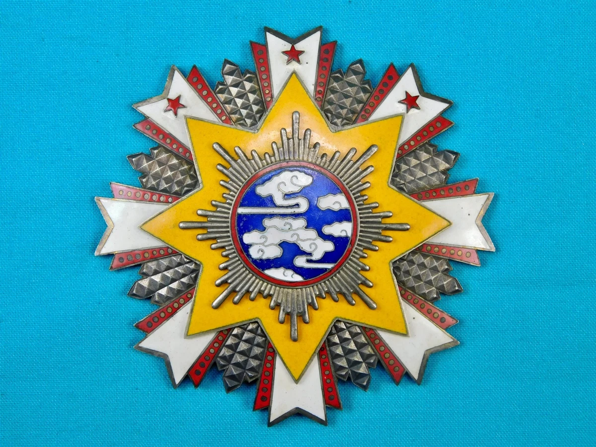 中華民國 軍徽 九枚 原始二战中国收藏品| eBay