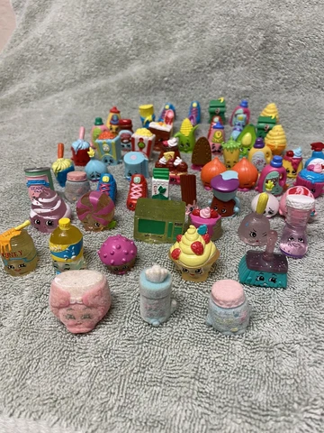 Shopkins LOT Season 2 Mintie Mops Sweeps Ga Ga Zappy Baby Swipes Nappy Sue Peta Cover