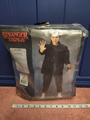 Netflix Stranger Things "Eleven" Disfraz de Halloween Disfraz para Adulto Talla Pequeña NUEVO Foto 1 de 3